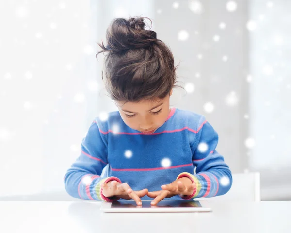 Girl with tablet pc at home — Stock Photo, Image