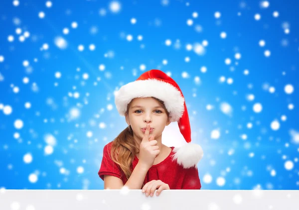 Smiling little girl in santa helper hat — Stock Photo, Image