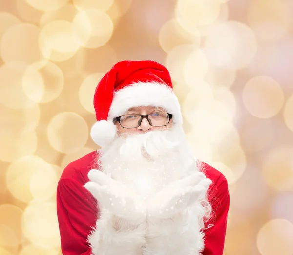 Homem em traje de santa claus — Fotografia de Stock