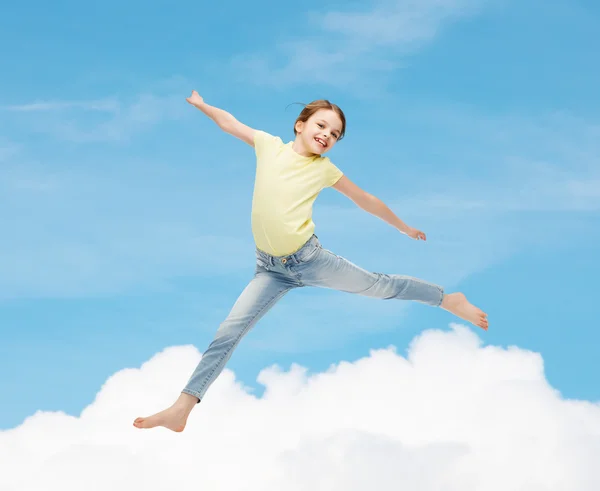 笑顔の女の子ジャンプ — ストック写真