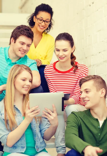 Smiling students with tablet pc computer — Stock Photo, Image