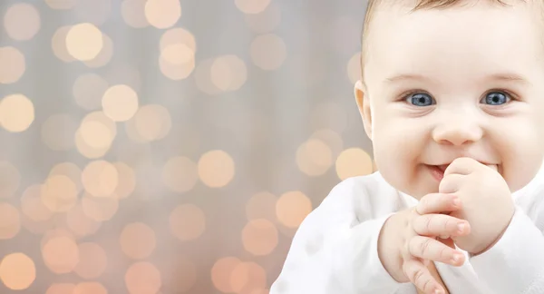 Bebê feliz bonita — Fotografia de Stock