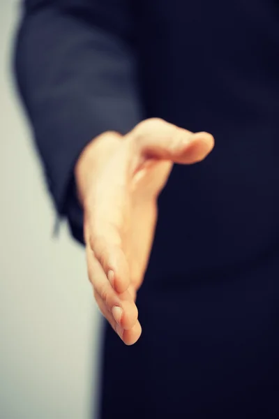 Hombre de traje con la mano abierta — Foto de Stock