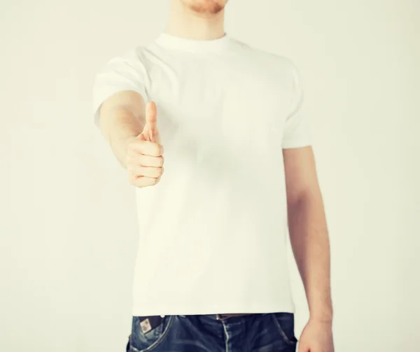 Man showing thumbs up — Stock Photo, Image