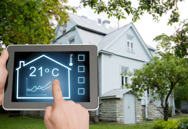 Close up of man hands touching tablet pc screen — Stock Photo, Image