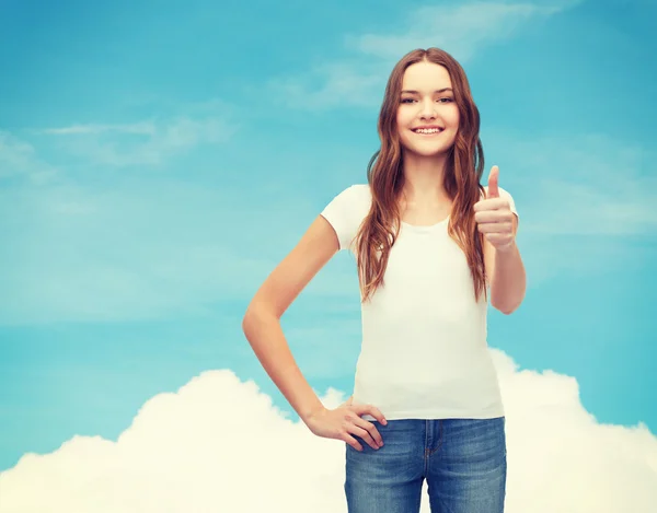 Smiling teenager in blank white t-shirt — Stock Photo, Image