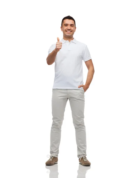 Sorrindo homem mostrando polegares para cima — Fotografia de Stock