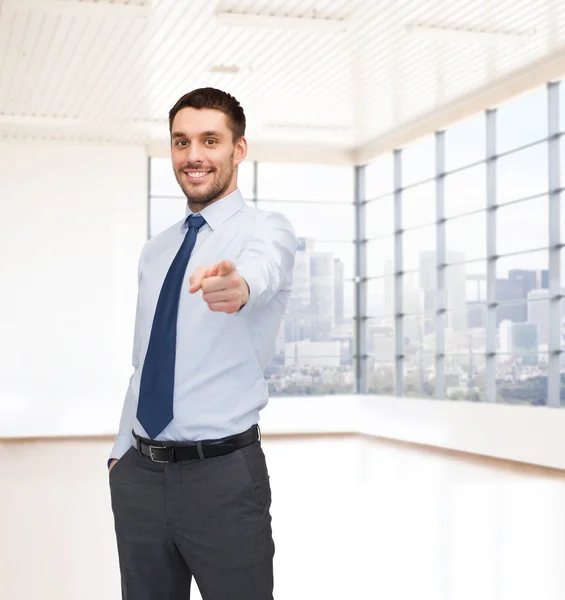 Jovem empresário feliz — Fotografia de Stock