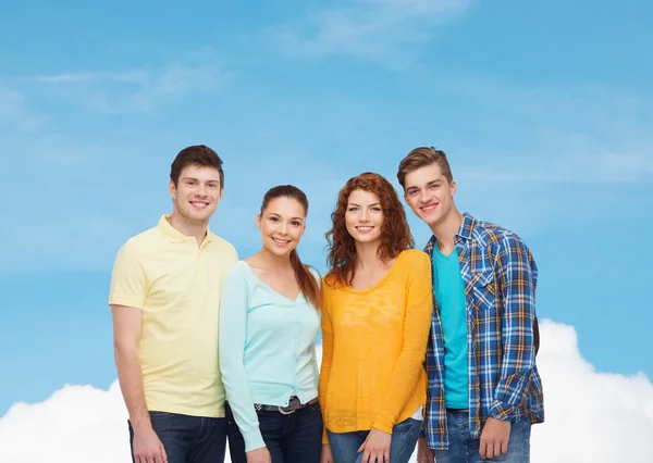 Group of smiling teenagers — Stock Photo, Image