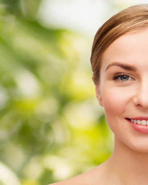 Gesicht der schönen Frau — Stockfoto