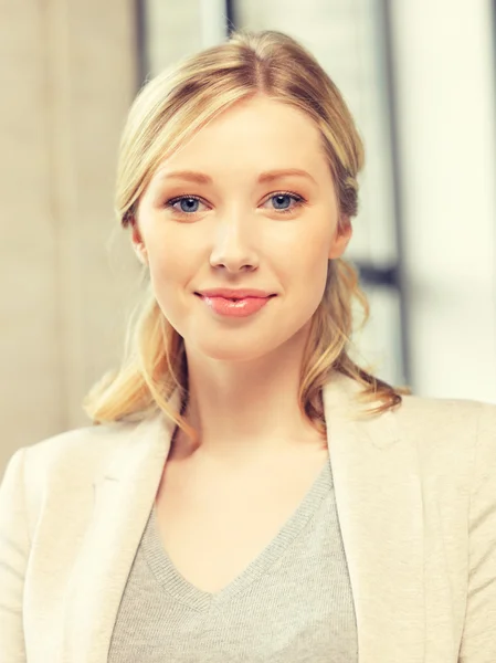 Gelukkig en lachende vrouw — Stockfoto