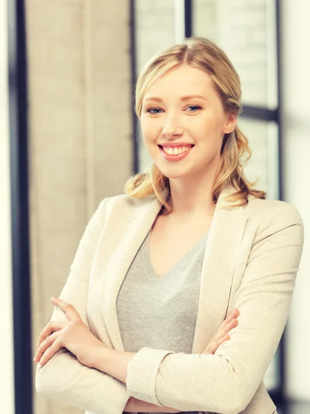 Glad och leende kvinna — Stockfoto