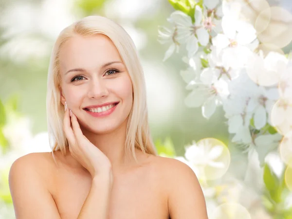 Bella giovane donna faccia — Foto Stock