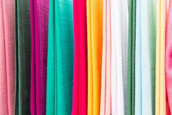 Színes textil street ázsiai piac — Stock Fotó
