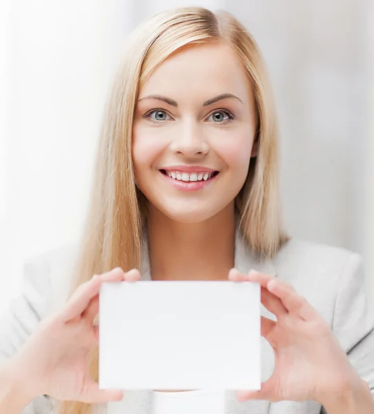 Woman with blank business or name card — Stock Photo, Image