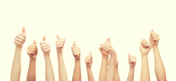 Hands showing thumbs up — Stock Photo, Image