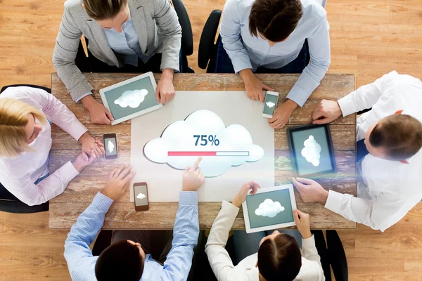 Business team with computers cloud computing — Stock Photo, Image