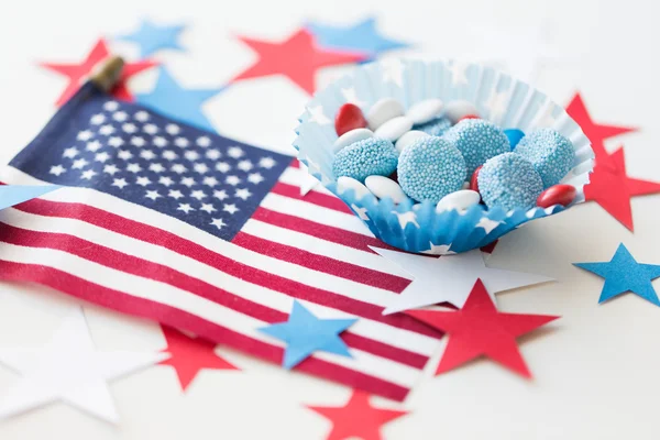 Bonbons mit amerikanischer Flagge am Unabhängigkeitstag — Stockfoto