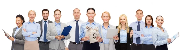Grupo de empresários felizes com sacos de dinheiro — Fotografia de Stock