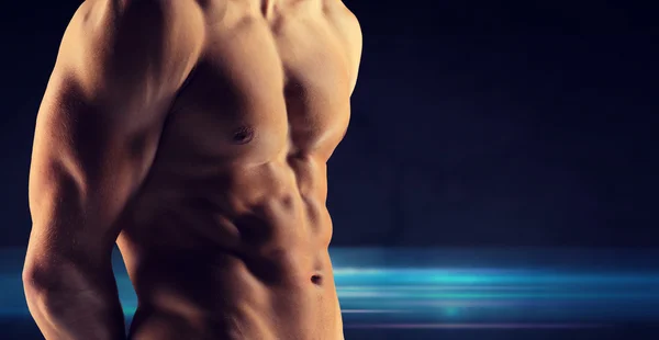 Close up of male bodybuilder bare torso — Stock Photo, Image