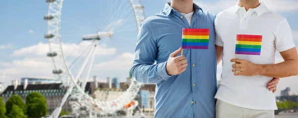 男同性恋的彩虹旗的特写 — 图库照片