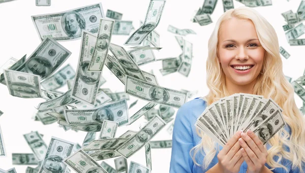 Χαμογελώντας επιχειρηματίας με το δολάριο μετρητά χρήματα — Φωτογραφία Αρχείου