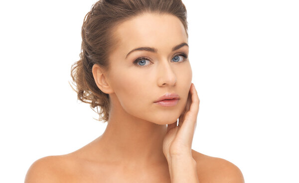 Visage et main de belle femme — Photo