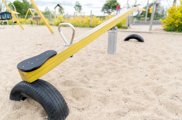 Close up van swing of teeterboard op speelplaats — Stockfoto