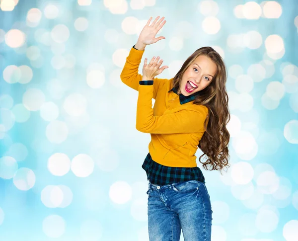 Glad ung kvinna eller tonåring flicka applåderar — Stockfoto