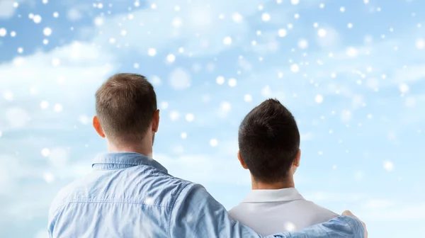 Close up of happy male gay couple hugging — Stock Photo, Image