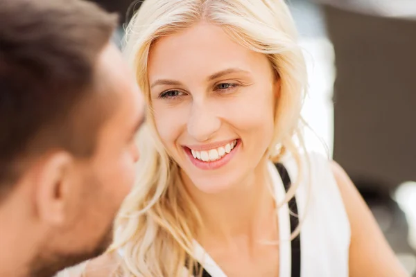 Happy couple faces at restaurant — Stock Photo, Image