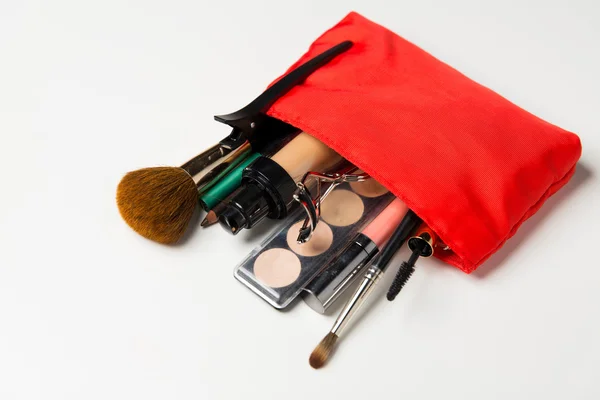 Menutup tas kosmetik dengan hal-hal makeup — Stok Foto