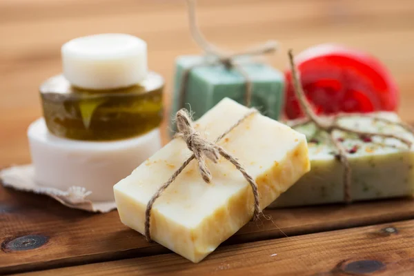 Close up of handmade soap bars on wood — Stock Photo, Image