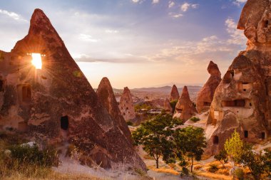  Kapadokya 'da gün batımı, hindi