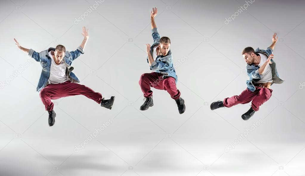 Featured image of post Jump Pose Photo