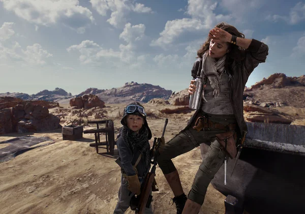 Post Apocalyptic Beautiful Brunette Woman Son Outdoor — Stock Photo, Image