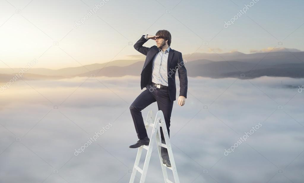 Who is ambitious. Ambitious picture. Целеустремленный мужчина. Амбициозный человек это. Opportunistic behavior.