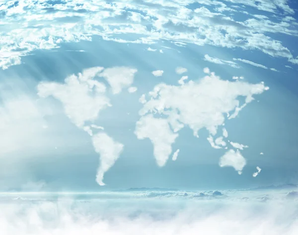 Imagem conceitual de nuvens densas na forma mundial Fotografia De Stock