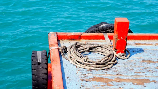 Corde Roulée Sur Bateau Pêche Avec Fond Marin — Photo