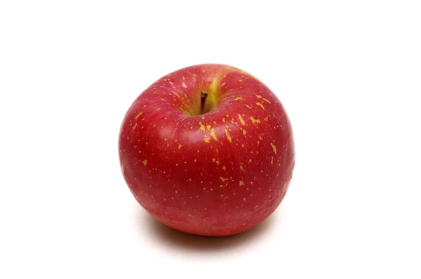 Frischer japanischer Apfel isoliert auf weißem Hintergrund — Stockfoto