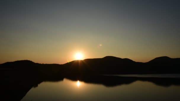 Time lapse of sunset at Maekluang Dam, Chiang Mai, Thailand — Stock Video