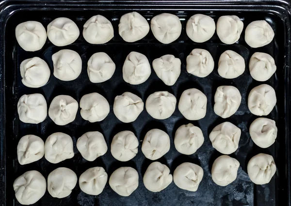 Çin böreği veya Moon pasta, Çin festival pişirme için hazırlamak — Stok fotoğraf