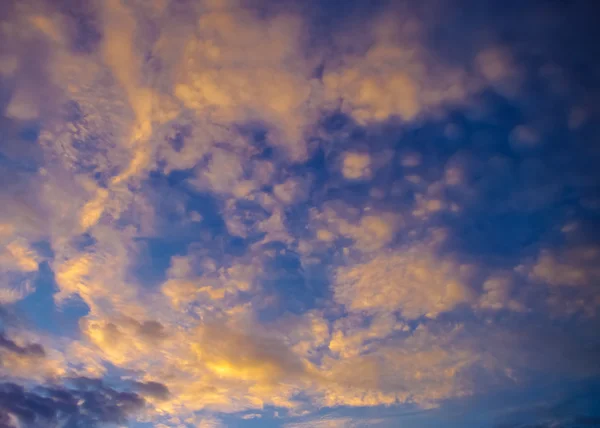 青い空、タイの雨の雲 — ストック写真