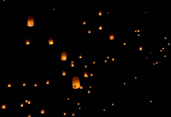 Linterna flotante, Festival del Globo de Yi Peng — Foto de Stock