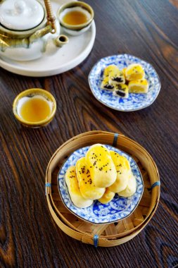 Çin hamur tatlısı (taze sütlü ay çöreği) çay, Çin kültürü tatlı