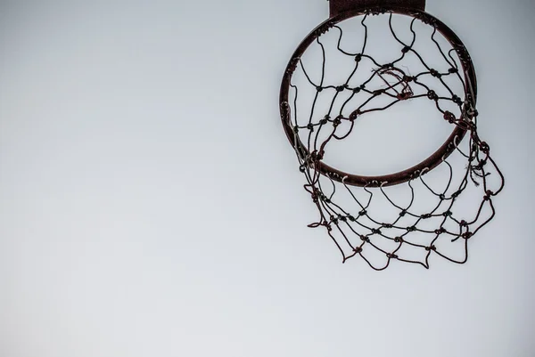 Oude basketbal hoepel — Stockfoto