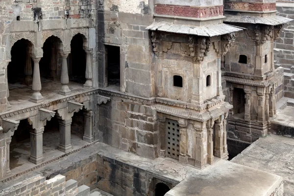 El palacio del pozo, India — Foto de Stock