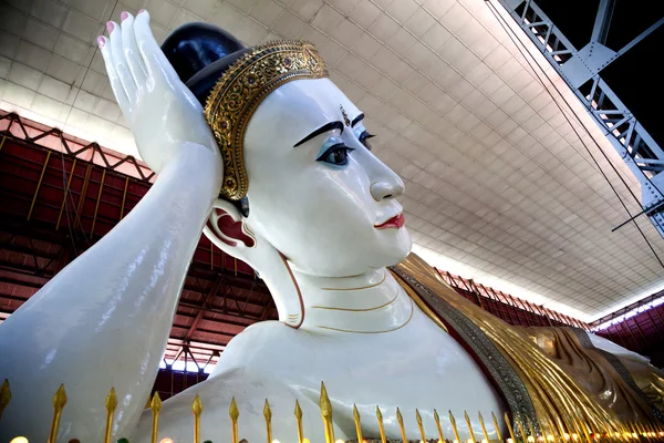 Myanmar-Statue des liegenden Buddha — Stockfoto