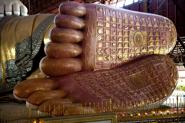Myanmar-Statue des liegenden Buddha — Stockfoto