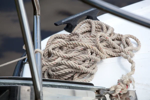 Rope on boat — Stock Photo, Image